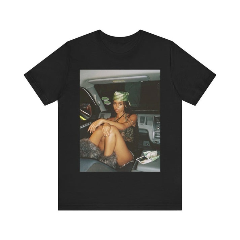 Tyla Retro 90s Graphic Music Fan Streetwear Aesthetic Unisex T-Shirt